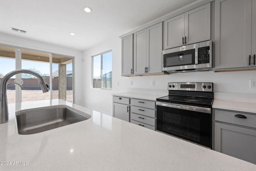 Great kitchen setup