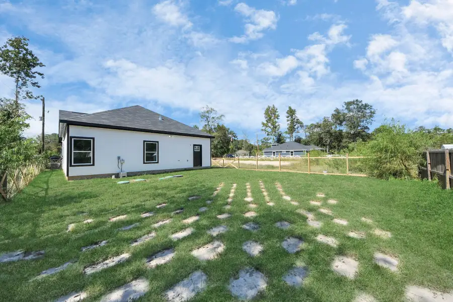 Image 25 of a home in .