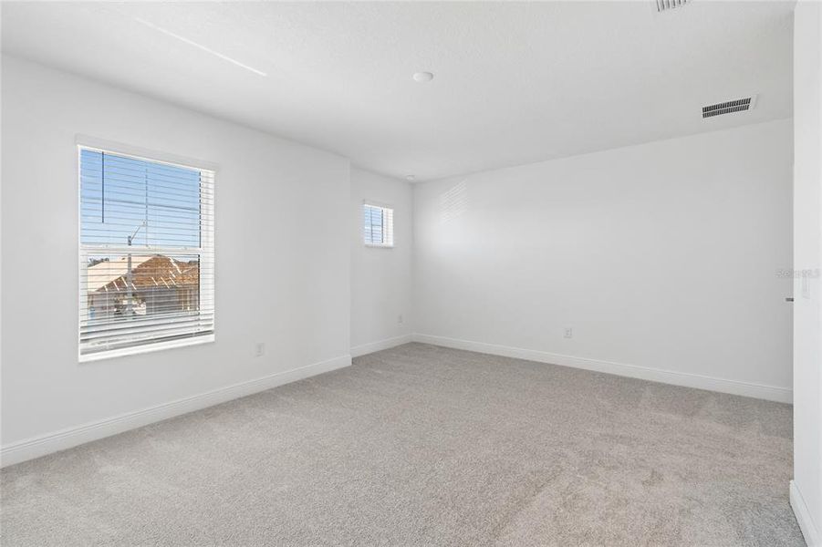 Spacious, unfurnished interior of a new home in SeaFlower, Bradenton (Image 23).