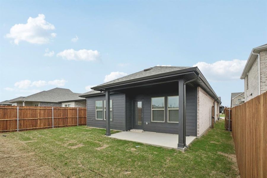 Exterior details and patio area of a home in Parks at Foster Crossing - Spring Series, Anna (Image 23).