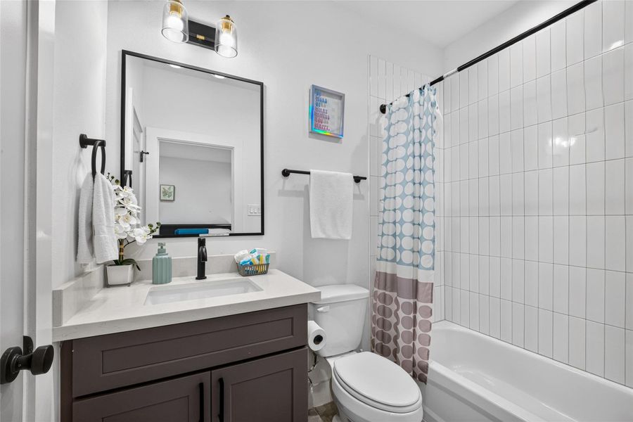 Furnished interior view inside a new home in , Houston (Image 16).