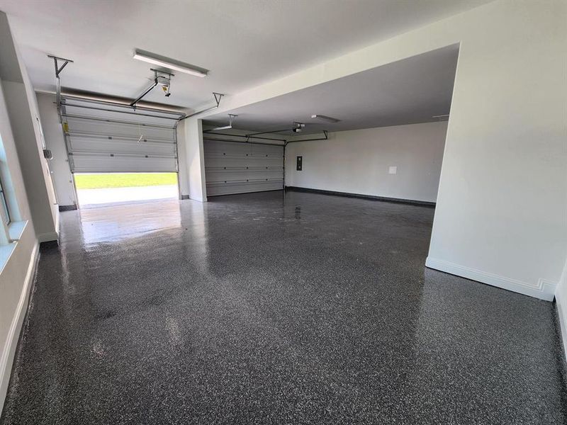 Spacious, unfurnished interior of a new home in Pecan Grove, Whitesboro (Image 24). Spacious, unfurnished interior of a new home in Pecan Grove, Whitesboro (Image 24).