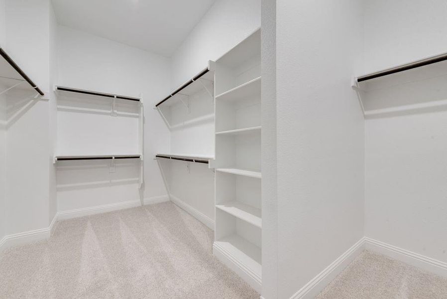 Spacious, unfurnished interior of a new home in Villages of Creekwood, Frisco (Image 38). Spacious, unfurnished interior of a new home in Villages of Creekwood, Frisco (Image 38).