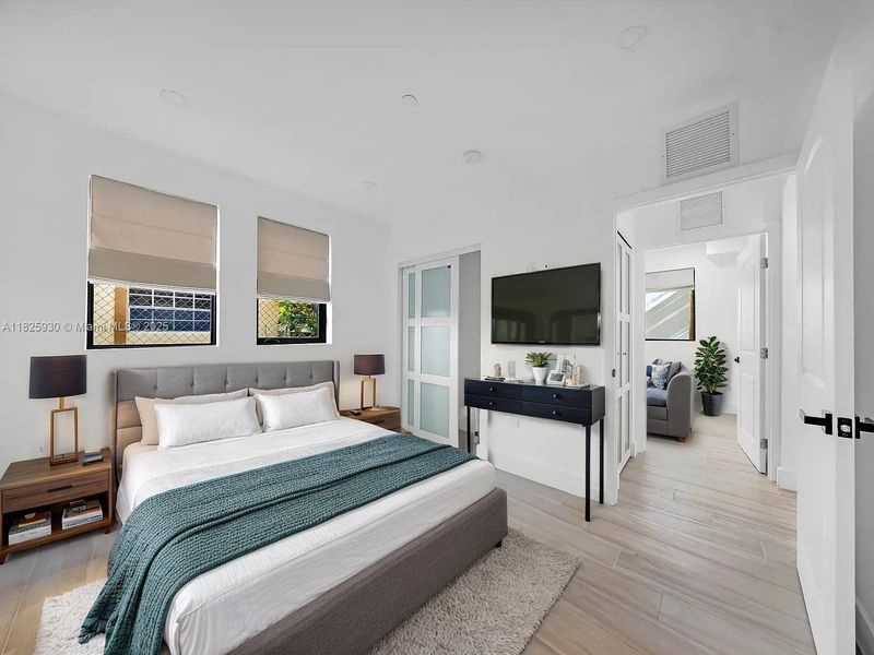 Furnished interior view inside a new home in , Miami (Image 16). Furnished interior view inside a new home in , Miami (Image 16).