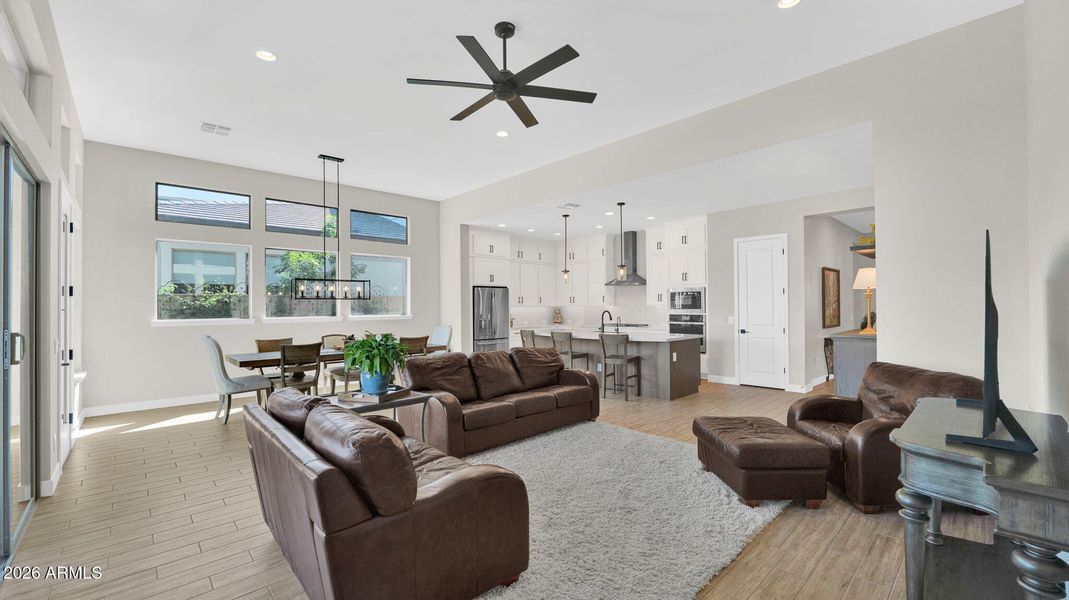 48-web-or-mls-P1486352 48-web-or-mls-P1486352