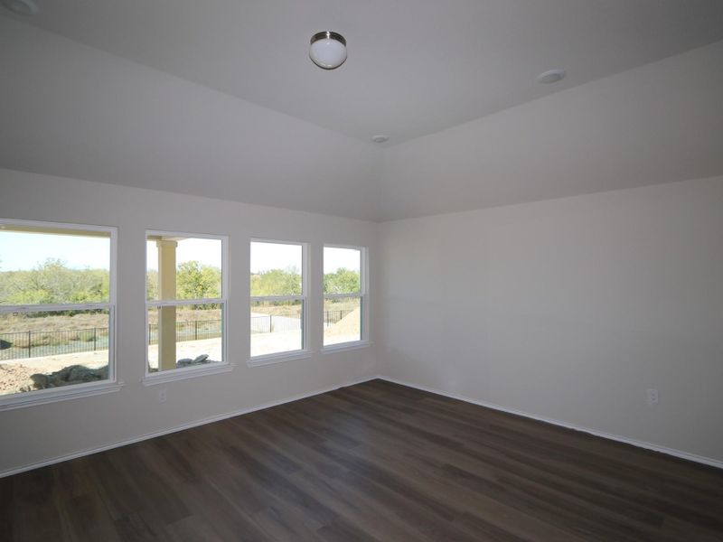 Spacious, unfurnished interior of a new home in Marble Creek Crossing, Austin (Image 10). Spacious, unfurnished interior of a new home in Marble Creek Crossing, Austin (Image 10).