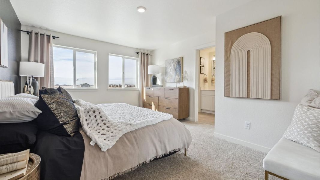 Furnished interior view inside a new home in Settlers Crossing, Commerce City (Image 14).