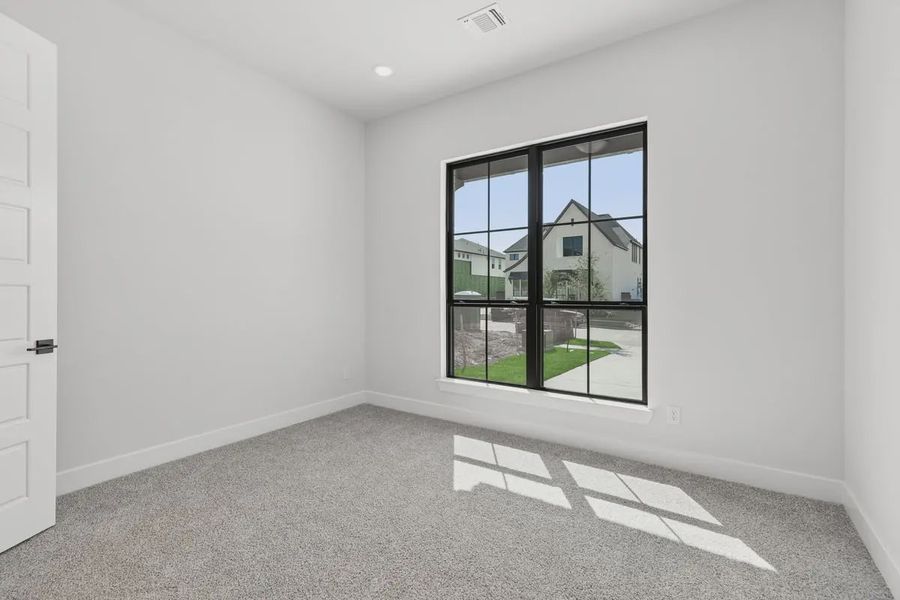 Spacious, unfurnished interior of a new home in The Grove Frisco, Frisco (Image 16). Spacious, unfurnished interior of a new home in The Grove Frisco, Frisco (Image 16).