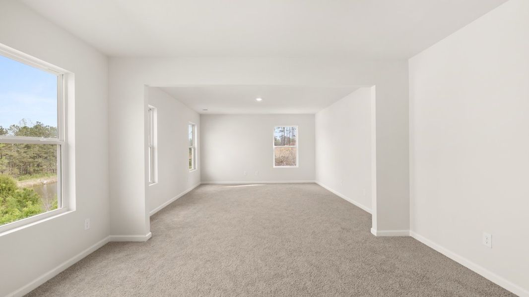 Representative unfurnished interior of a home built from the Halton by D.R. Horton in Thompson Ridge, Dallas (Image 23).