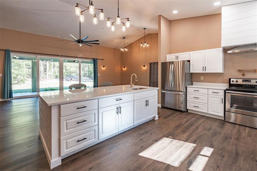 Furnished interior view inside a new home in , Spring Hill (Image 12).