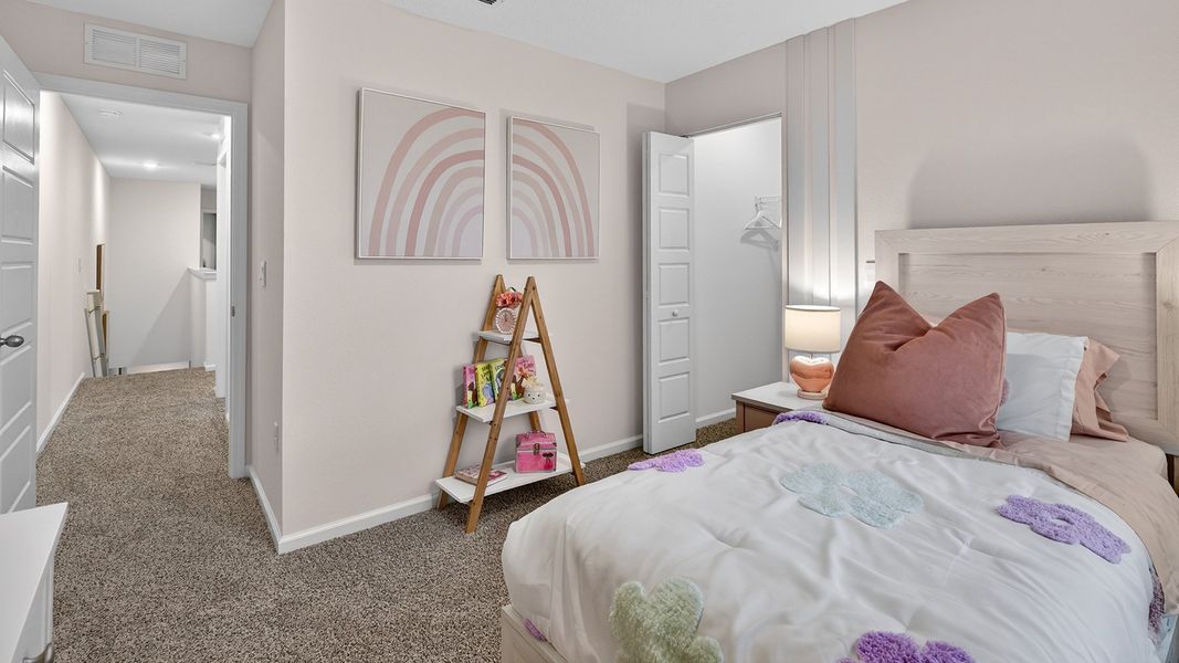 Representative furnished interior of a home built from the Carson by D.R. Horton in Hansen Creek, Jacksonville (Image 21).