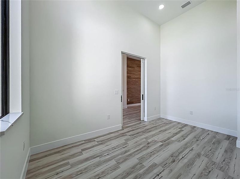 OFFICE/BONUS ROOM OFFICE/BONUS ROOM