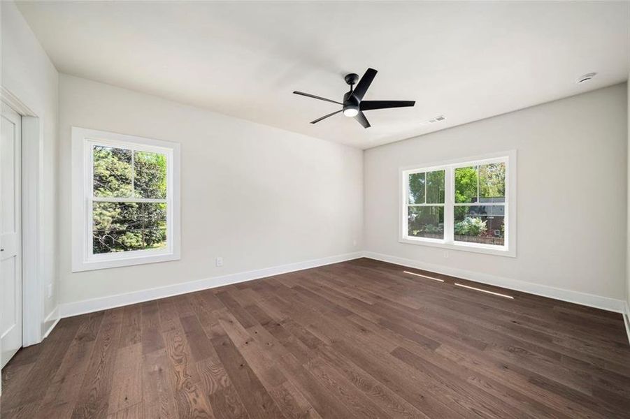 Spacious, unfurnished interior of a new home in , Decatur (Image 97).