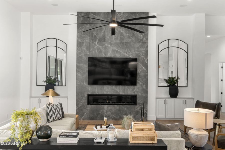 12-web-or-mls-4305-e-virgo-pl 12-web-or-mls-4305-e-virgo-pl