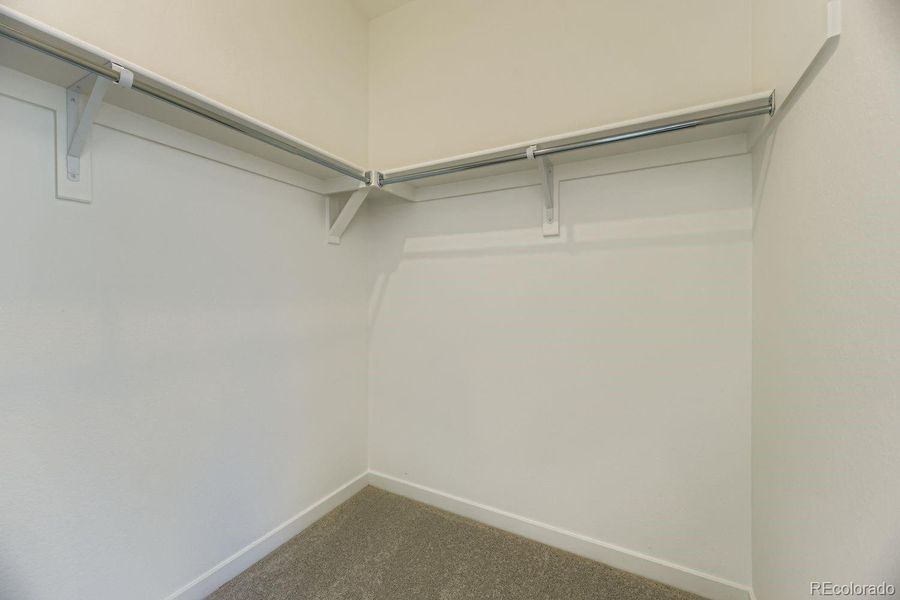 Spacious, unfurnished interior of a new home in Vermilion Creek, Centennial (Image 12). Spacious, unfurnished interior of a new home in Vermilion Creek, Centennial (Image 12).