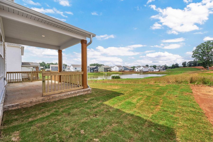 Exterior details and patio area of a home in The Oaks, Clarksville (Image 3).