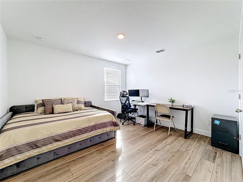 Furnished interior view inside a new home in Sunbrooke, St. Cloud (Image 13).