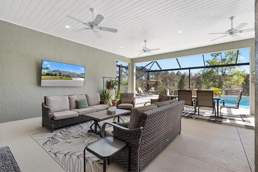 Exterior details and patio area of a home in , The Villages (Image 3).