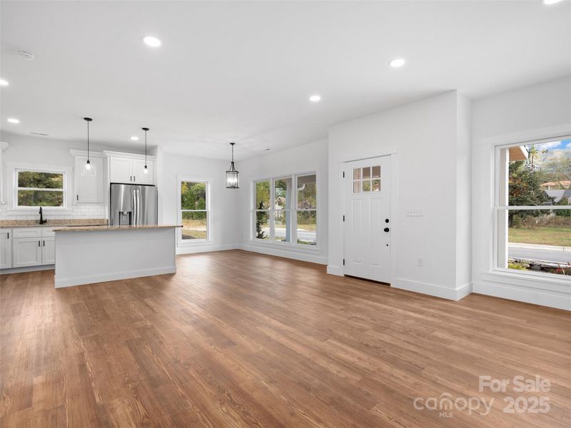 Spacious, unfurnished interior of a new home in , Waynesville (Image 31).