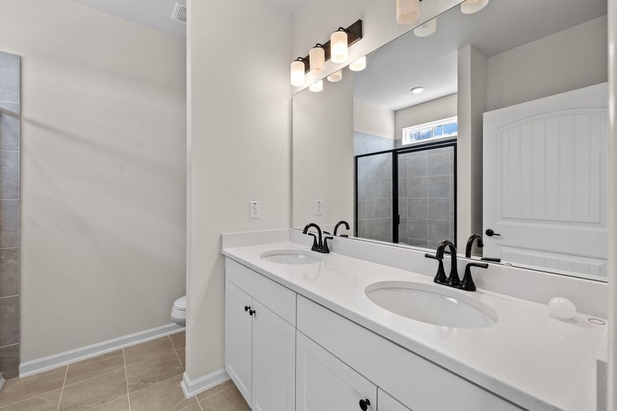 Furnished interior view inside a new home in Briarwood Bluff, Sanford (Image 9).
