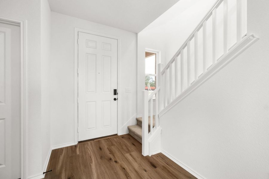 Image 25 of a home in Creekside at Estancia.