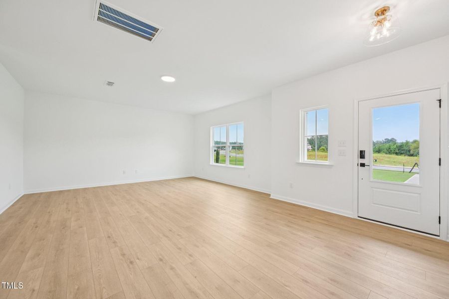 7-web-or-mls-Marvel Dr-S0808-007 7-web-or-mls-Marvel Dr-S0808-007