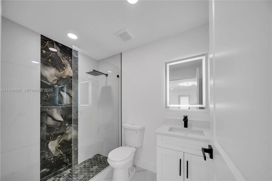 Furnished interior view inside a new home in , Lehigh Acres (Image 7).