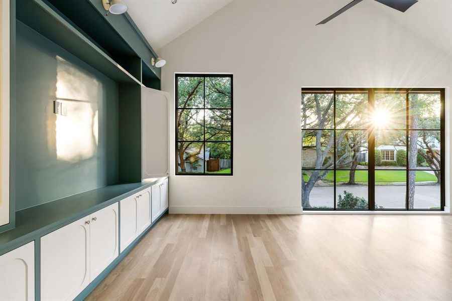 Spacious, unfurnished interior of a new home in , Dallas (Image 19). Spacious, unfurnished interior of a new home in , Dallas (Image 19).