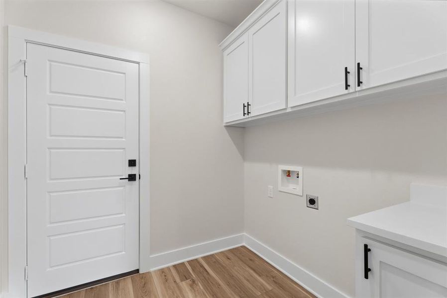 Image 27 of a home in . Image 27 of a home in .