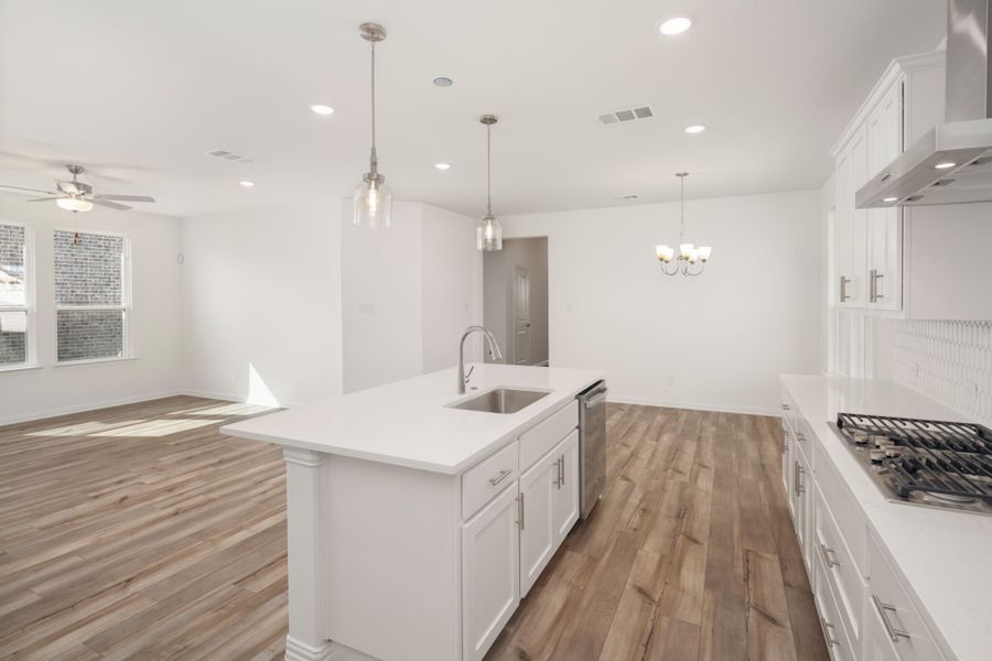 Furnished interior view inside a new home in Edgewater, Fate (Image 8).