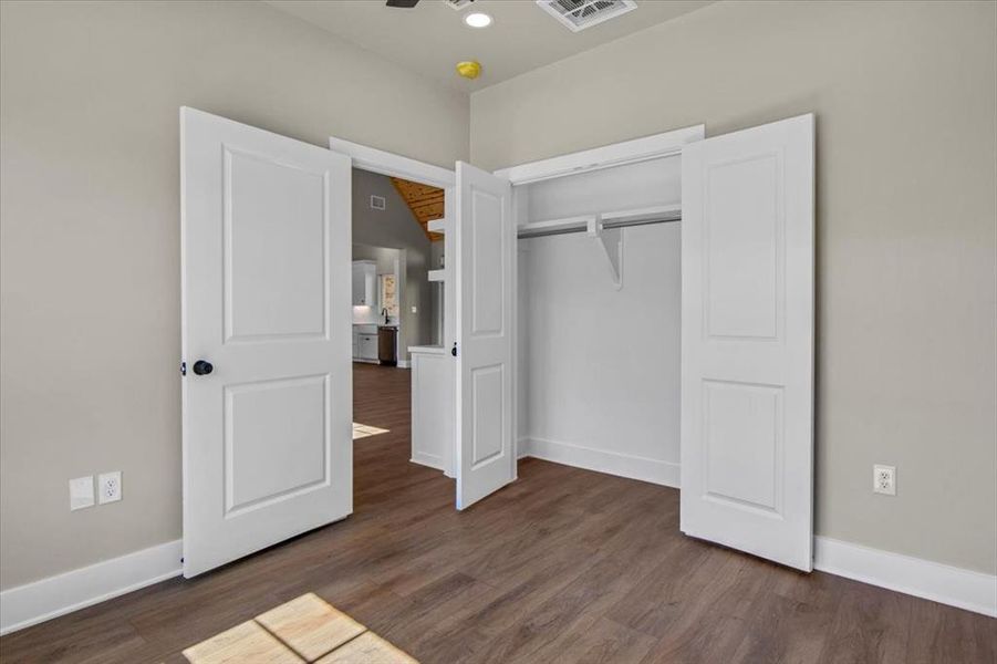 Spacious, unfurnished interior of a new home in , Lindale (Image 35). Spacious, unfurnished interior of a new home in , Lindale (Image 35).