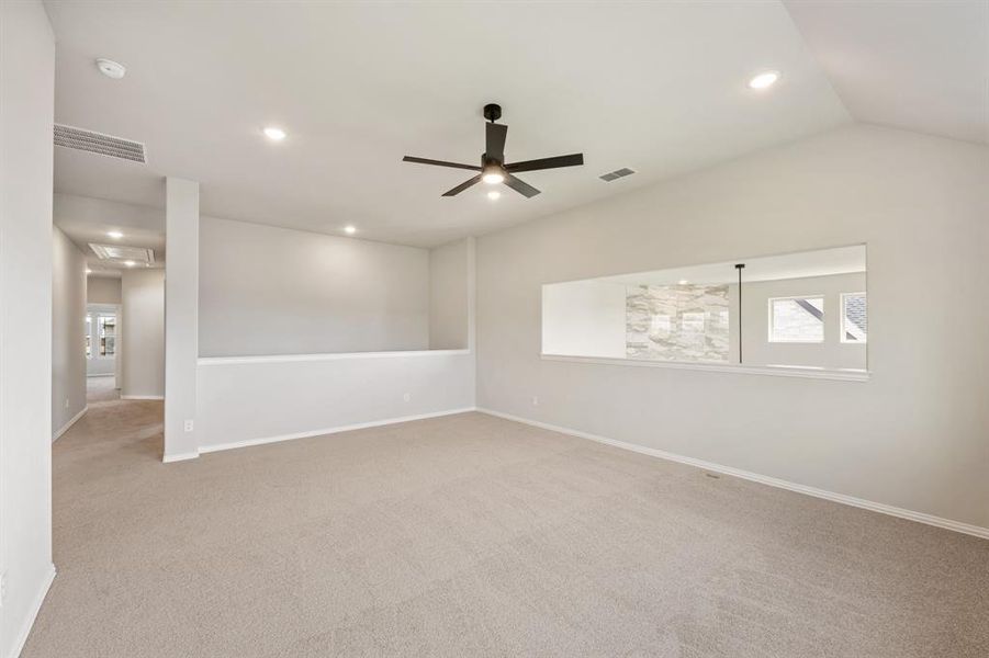 Spacious, unfurnished interior of a new home in Sonoma Verde, McLendon-Chisholm (Image 25).