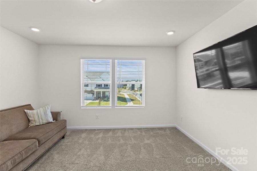 Image 29 of a home in .