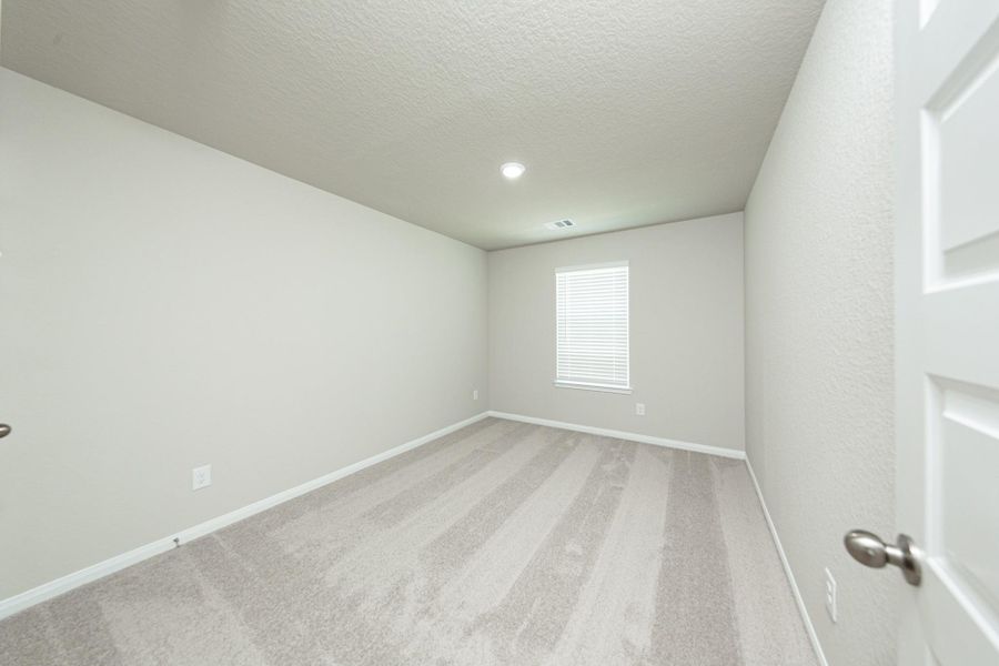 Spacious, unfurnished interior of a new home in Wayside Village, Houston (Image 10). Spacious, unfurnished interior of a new home in Wayside Village, Houston (Image 10).