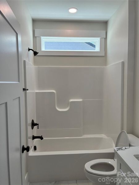 Image 32 of a home in .