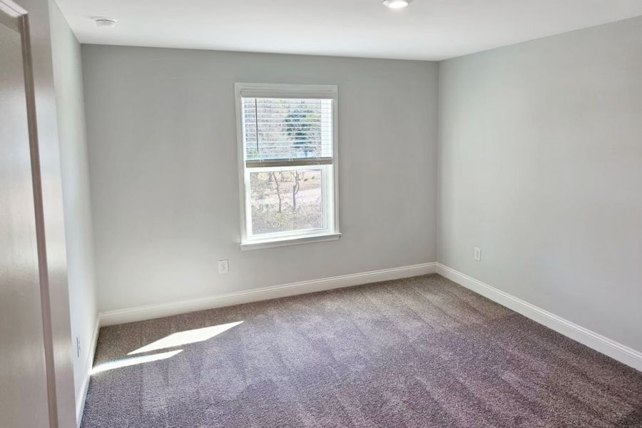 Spacious, unfurnished interior of a new home in Solserra, Shallotte (Image 12).