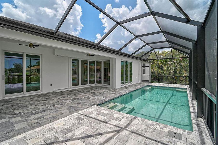 Exterior details and patio area of a home in , North Port (Image 3).
