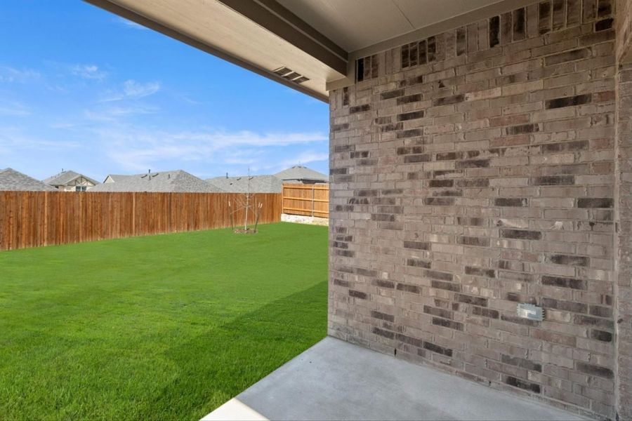 Representative exterior details of a home built from the Rosewood Colony At Pinehurst Signature by Brohn Homes in Colony at Pinehurst, Pinehurst (Image 3).