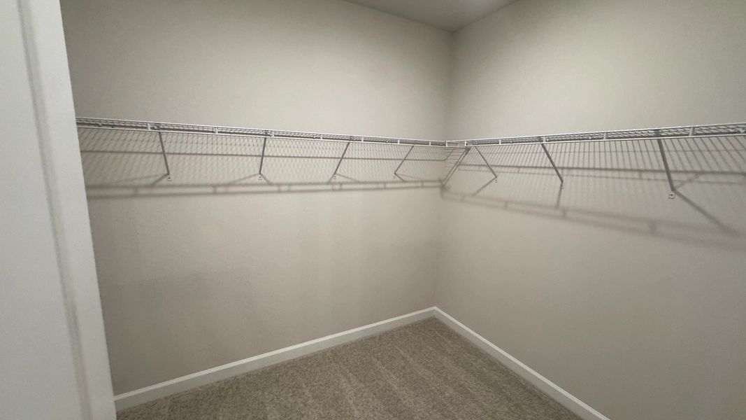 Spacious, unfurnished interior of a new home in Watson Hill, Summerville (Image 12).