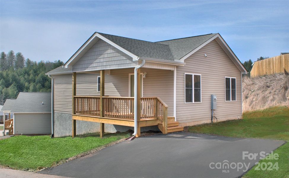 Front exterior of a new home in , Mars Hill, NC, highlighting curb appeal (Image 19).