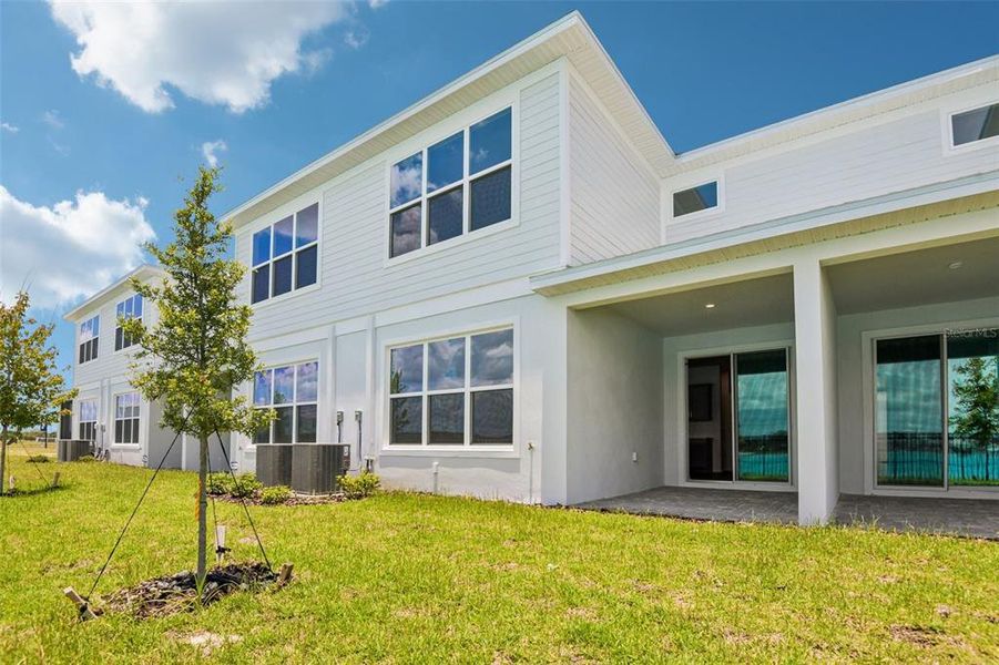 Exterior details and patio area of a home in , San Antonio (Image 22).