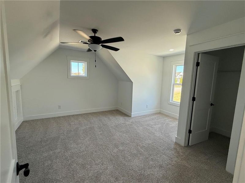 Spacious, unfurnished interior of a new home in , Waleska (Image 33).