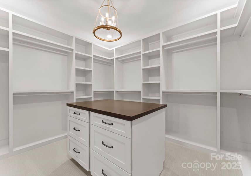 Image 27 of a home in .