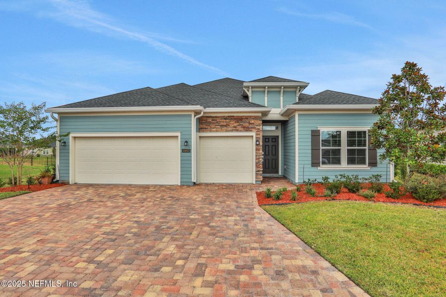 Exterior details and patio area of a home in , Green Cove Springs (Image 27). Exterior details and patio area of a home in , Green Cove Springs (Image 27).