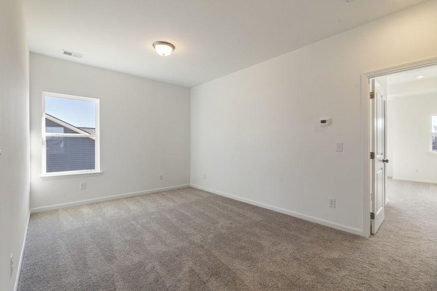 Spacious, unfurnished interior of a new home in Jackson Hills, Clarksville (Image 22).