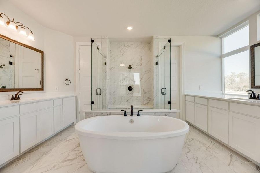 Furnished interior view inside a new home in Dominion of Pleasant Valley, Wylie (Image 9).