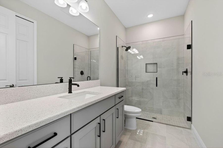 Furnished interior view inside a new home in , Mount Dora (Image 8).