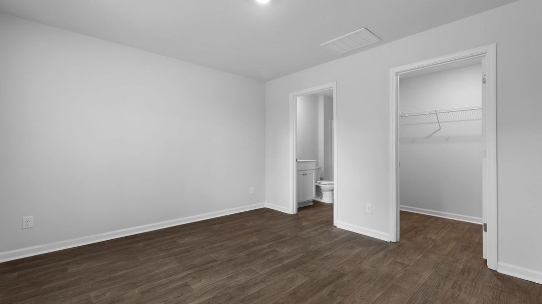 Representative unfurnished interior of a home built from the SULLIVAN by D.R. Horton in Evergreen, Holly Hill (Image 18).