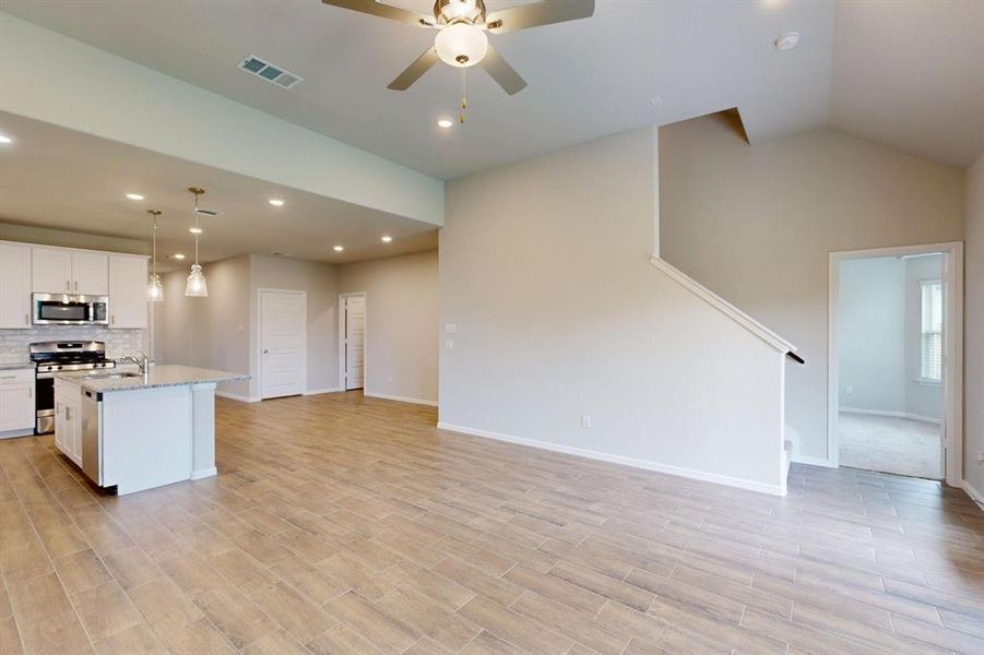 Image 37 of a home in Forest Park. Image 37 of a home in Forest Park.