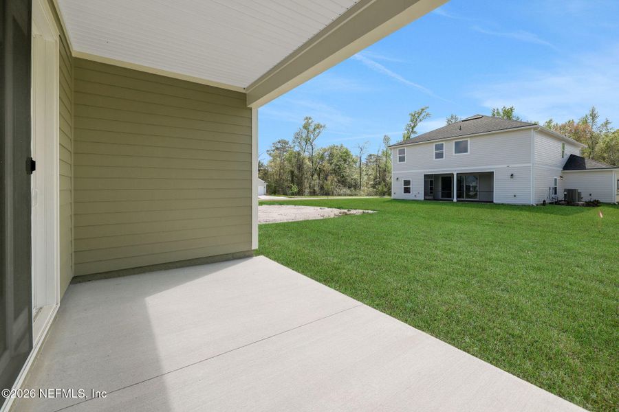 Exterior details and patio area of a home in Jennings Farm, Middleburg (Image 24).